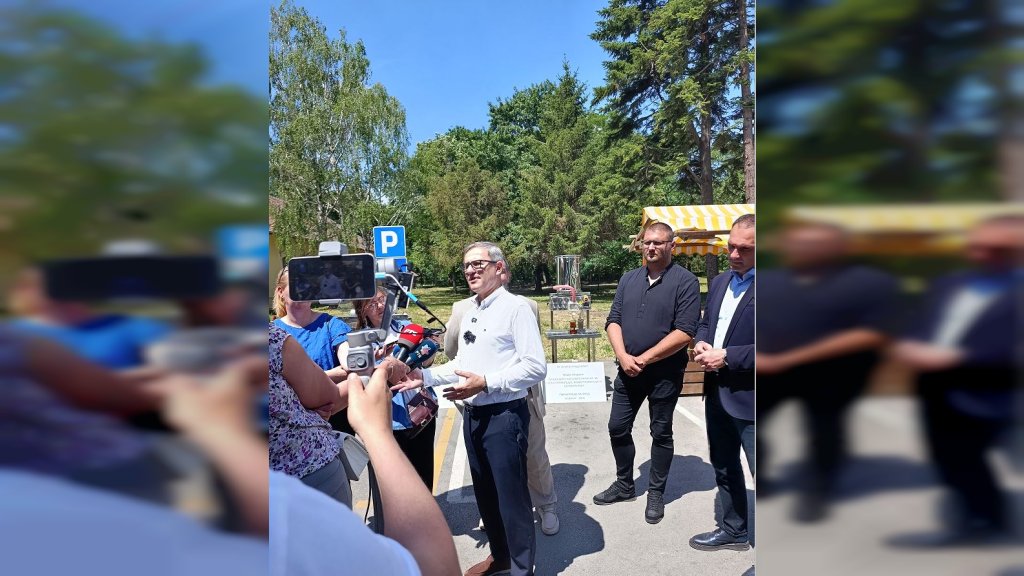 Glamočić otvorio mini sajam stočarstva u Melencima: Država nastavlja snažnu podršku