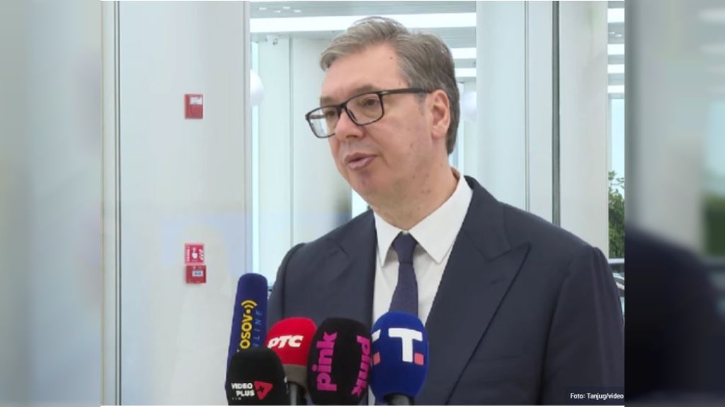 Predsednik Vučić: Isplata mera sredinom septembra, spremamo iznenađenje i za sve punoletne