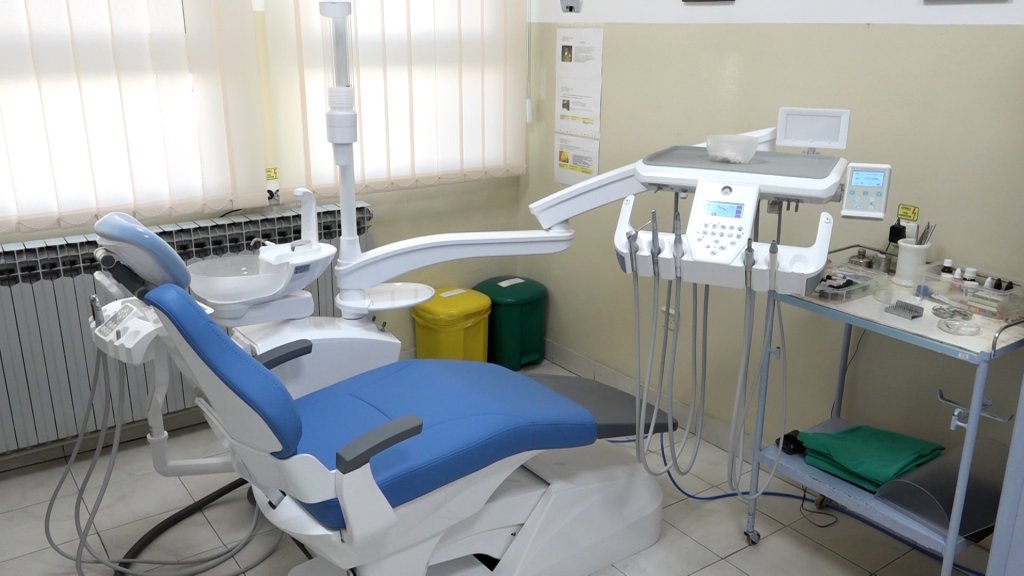 Nova digitalna stolica unapredila rad stomatološke ambulante u Banatskom Karlovcu
