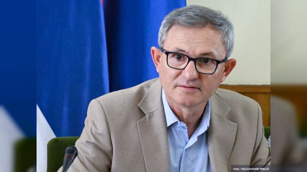 Glamočić: Požari pod kontrolom, najteže u Deliblatskoj peščari, Dunav ponovo u padu