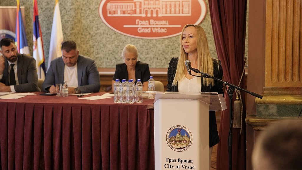 Saopštenje za medije / istorijska odluka za Vršac: grad preuzima odgovornost za sistem javnog prevoza