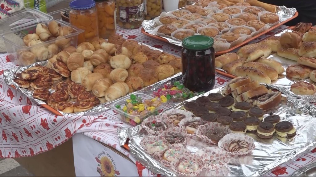 U Plandištu održano takmičenje za najbolju slatku i slanu pitu
