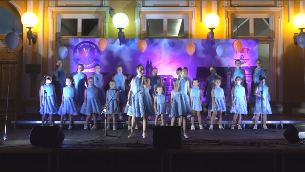 Dečji hor Vokal kids oduševio publiku autorskim pesmama i obradama pop i rok hitova