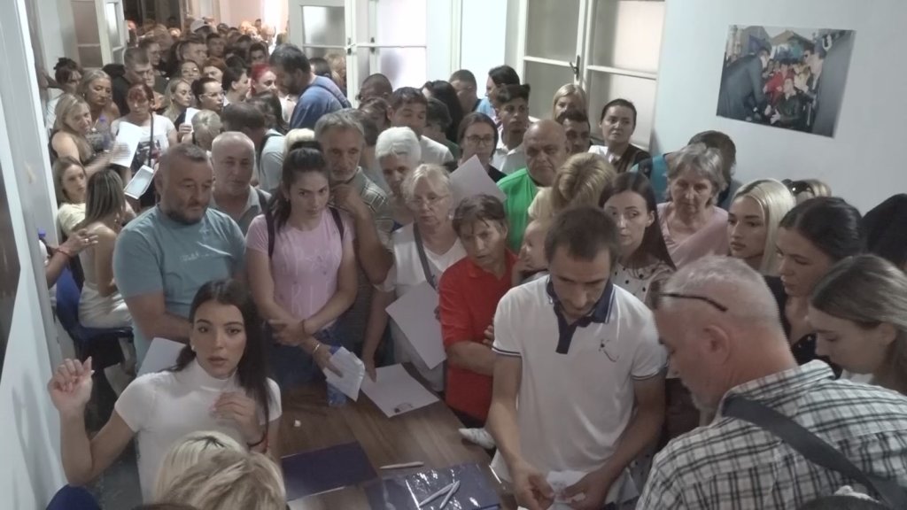 Više hiljada građana u Pančevu podržalo listu „Aleksandar Vučić – Ujedinjena Srbija“