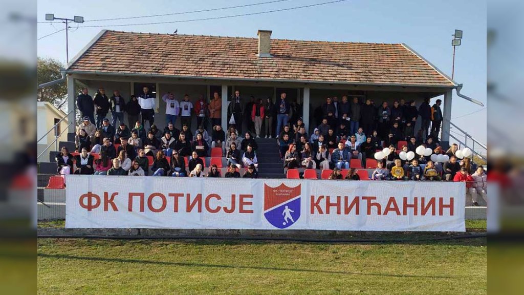 FK „Potisje“, MZ Knićanin i Organizacioni odbor za gradnju Memorijalnog centra odbacuju navode da se nastavak radova na sportskom centru uslovljava