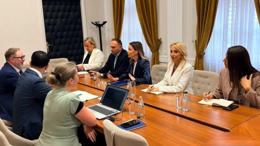 Mesarović i Salapura sa predstavnicima „Dräxlmaiera“: Novi projekti i očuvanje radnih mesta u fokusu