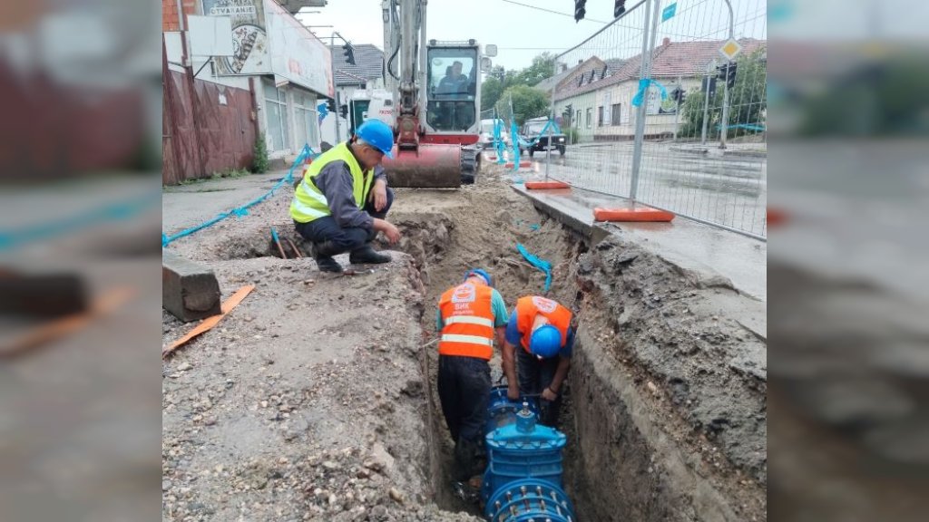 ARADAC SUTRA NA OPREZU: RADOVI NA MREŽI MOGU DONETI PREKIDE U VODOSNABDEVANJU