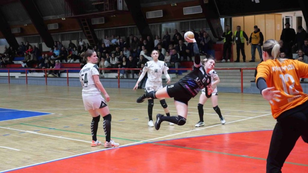 Rukometašice Mladosti u Novoj Pazovi pobedile Partizan 28:24
