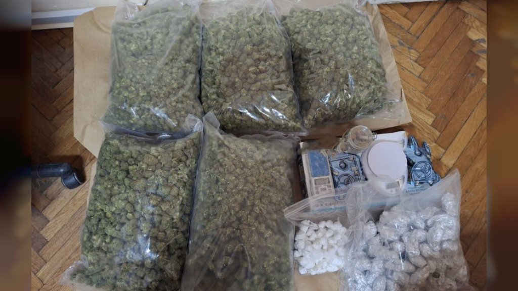 Akcija policije na području pećinačke opštine: Oduzeti marihuana, amfetamin i kokain