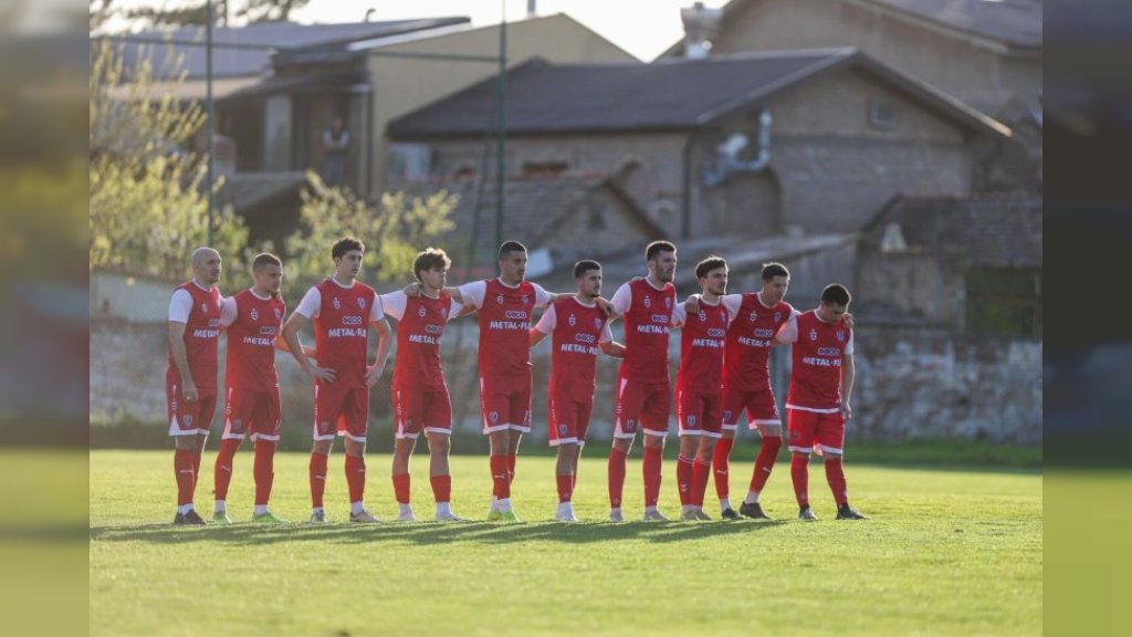 Radnički posle penala ostao bez plasmana u Srpsku ligu Vojvodina Fudbaleri Radničkog iz Nove Pazove nisu uspeli da izbo