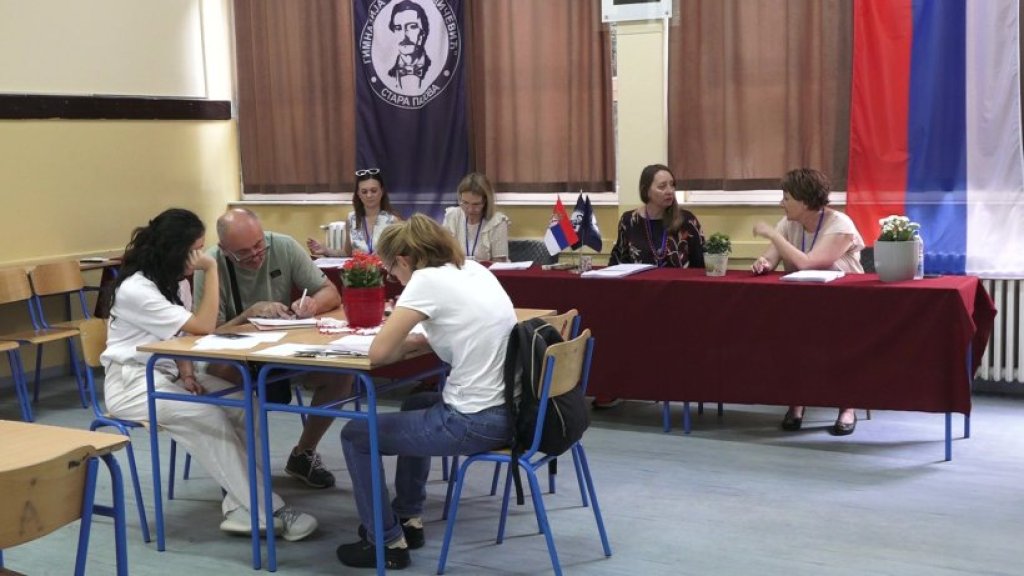 Uspešan upis u srednje škole: Gimnazija i Ekonomska popunjene, u Tehničkoj još 34 slobodna mesta