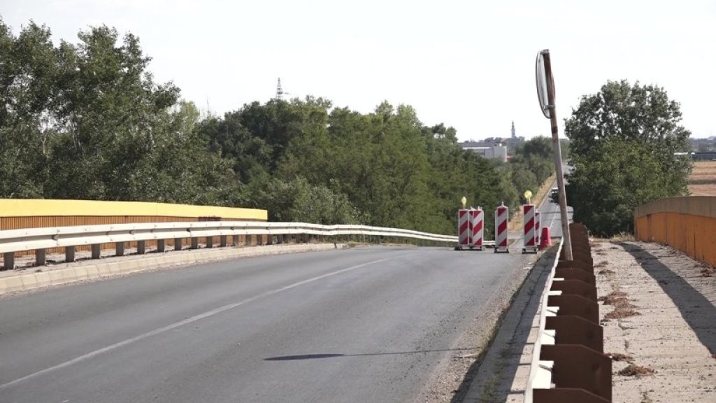 Od danas zatvoren nadvožnjak između Stare Pazove i Vojke od 7 sati ujutru