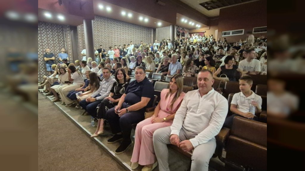 Nagrađeni najbolji učenici, mentori i prosvetni radnici u opštini Stara Pazova