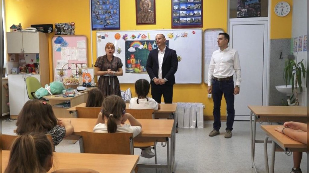 U Osnovnoj školi „Simeon Aranicki“ uručene knjige prvacima
