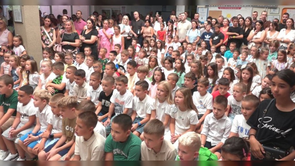 126 prvaka krenulo u školu: Svečani prijem za učenike „Pinki“ škole