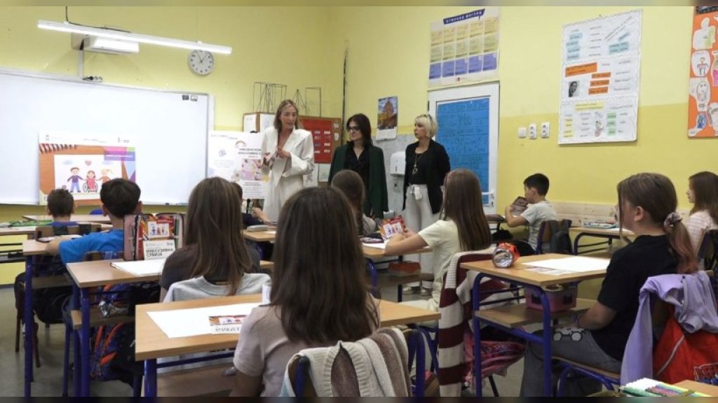 Centar Inkluzivna Srbija u poseti staropazovačkim osnovnim školama