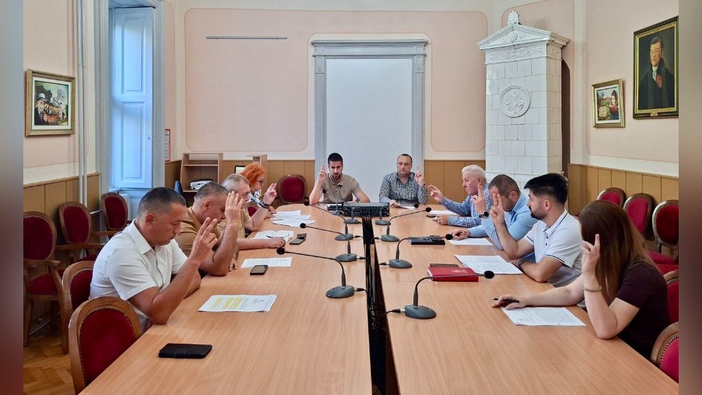 SEDNICA GRADSKOG VEĆA: PODRŠKA ŽENSKOM PREDUZETNIŠTVU I STARIM UMETNIČKIM ZANATIMA 