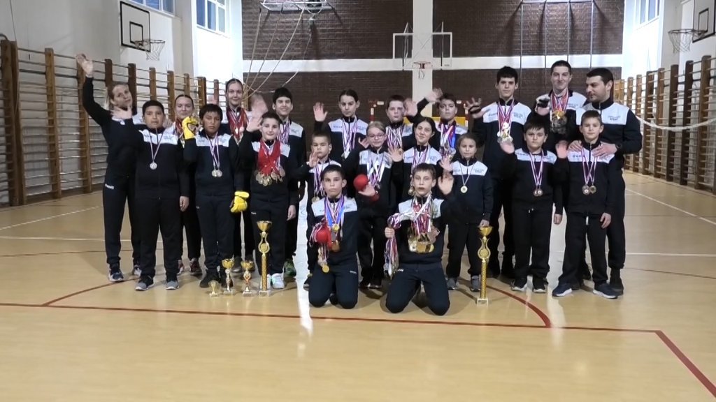 Mladi karatisti iz Zmajeva često osvajaju medalje  
