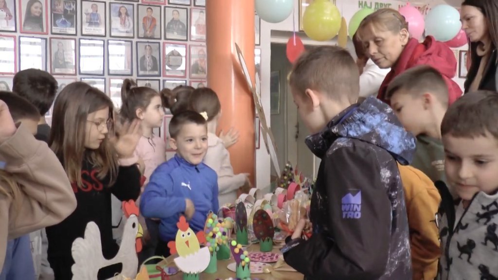Održan Uskršnji bazar u OŠ „20 oktobar”