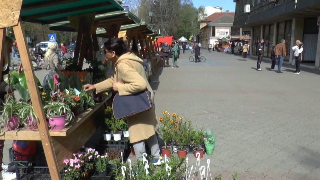 Uskršnji bazar na Trgu Nikole Pašića