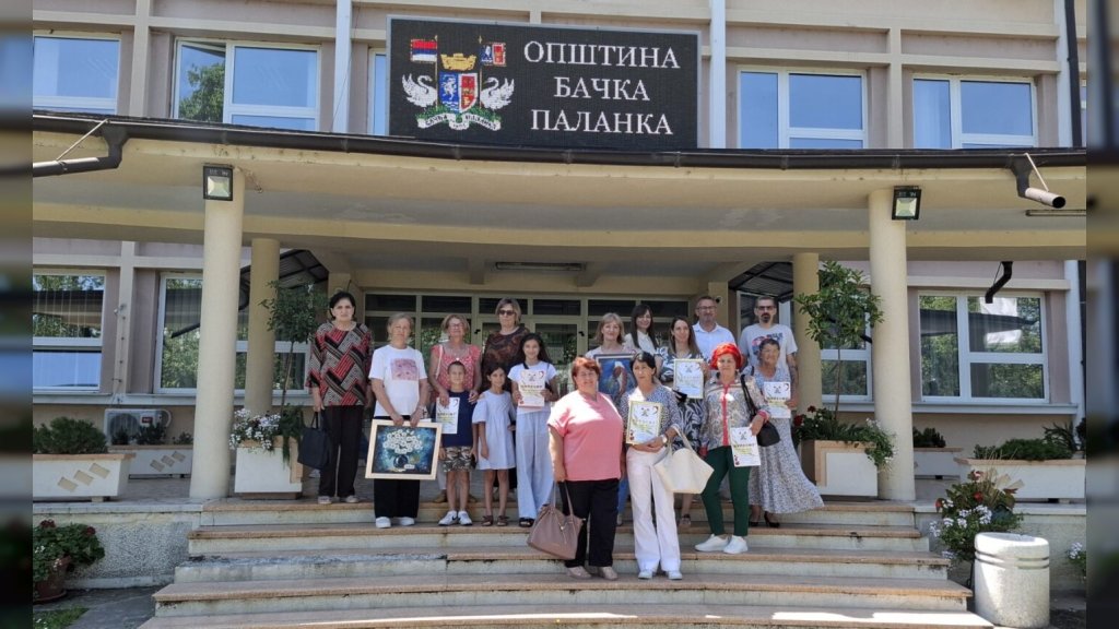 Proglašeni pobednici konkursa za najlepše dvorište, balkon i školsko dvorište u Bačkoj Palanci