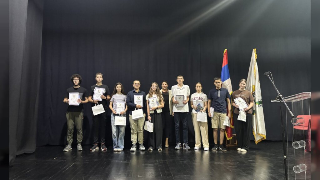 Opština Bačka Palanka nagradila najbolje učenike