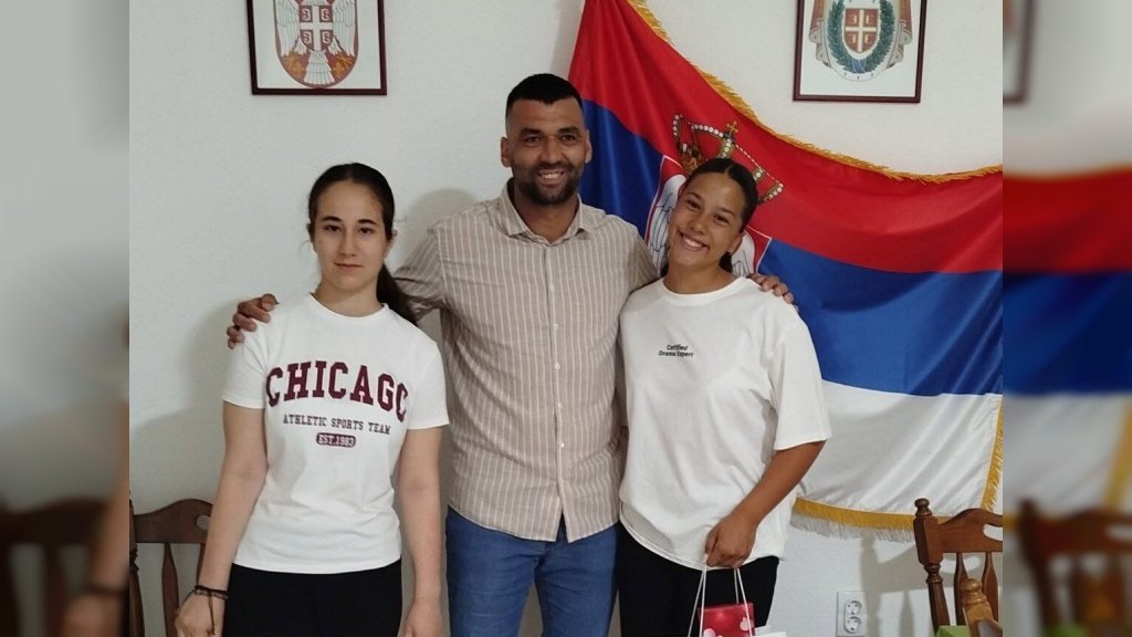 Mesna zajednica Obrovac nagradila najbolje učenice