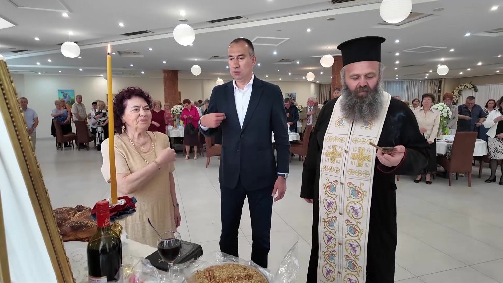 Vuk Radojević predao kumstvo Nadi Milovanov