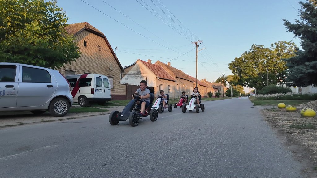 U ulici Svetozara Miletića oživela slika nekadašnjeg odrastanja