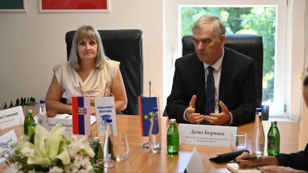 Ministar za ljudska i manjinska prava Demo Beriša u poseti Opštini Beočin