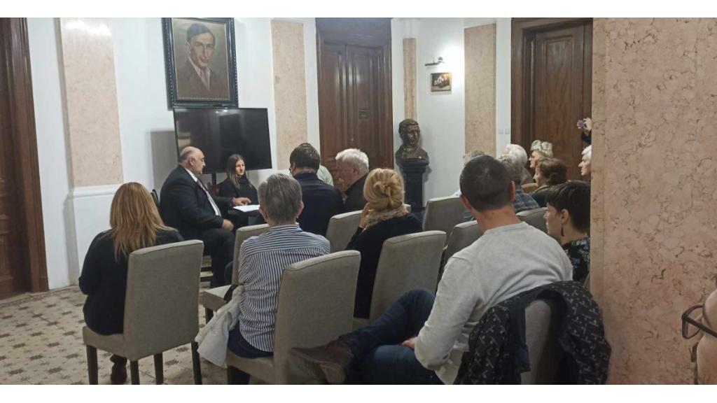 Dušan Vasiljev u centru pažnje: Eskpresionistički pogled na Vasiljevo doba