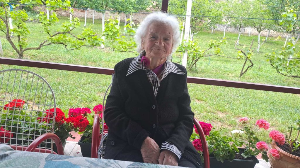 Baka Stana Rodić iz Nakova, rodom iz sela Prkosi, prkosi vremenu-korača ka 100. godini