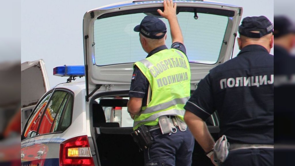 Policija apeluje: Ne sedajte za volan pod dejstvom alkohola