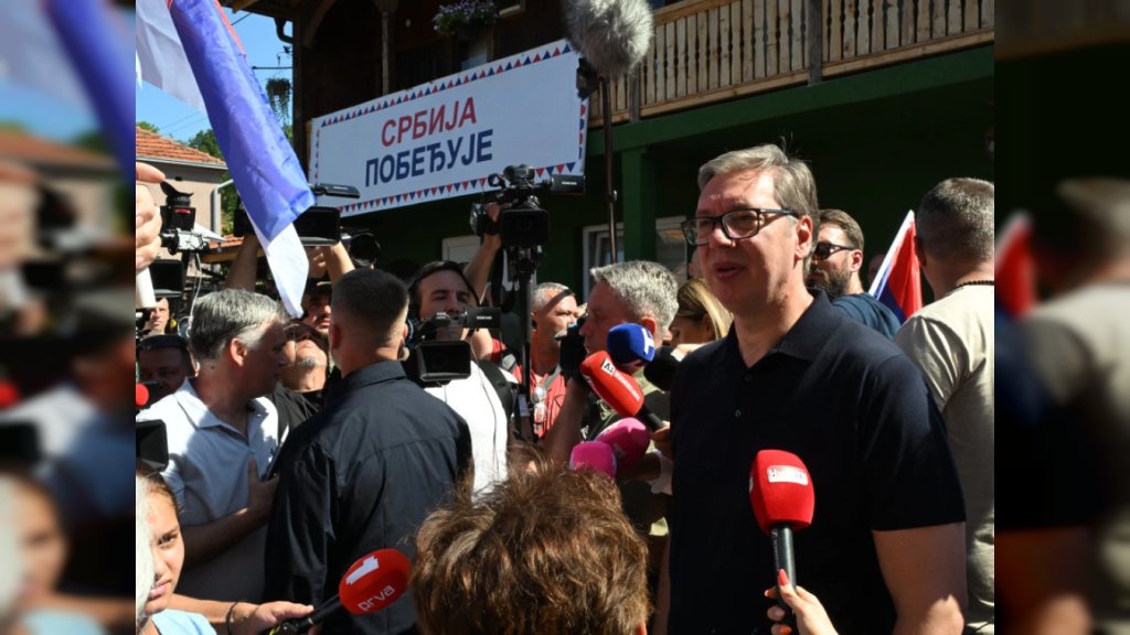 Vučić: Biće značajno povećanje penzija, plata, minimalca, ali važno da bude više dece