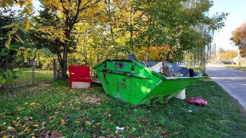 Odvoženje kabastog otpada iz Bajmoka