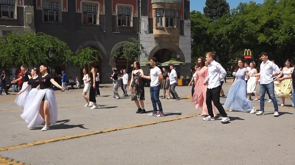 Subotički maturanti sutra plešu u centru grada