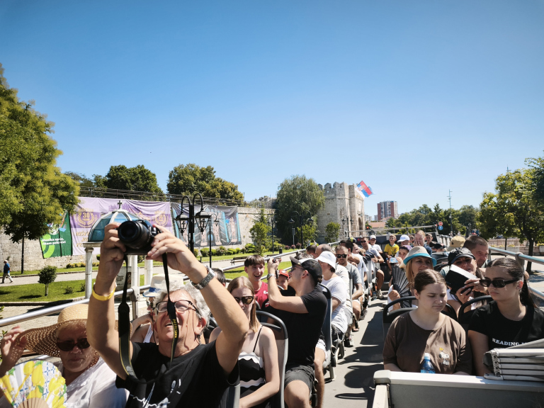 1787906239040_y9zdlh15o_Panoramski autobus Foto Mariniranje.jpg