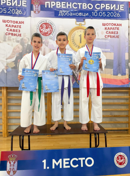 1778570674269_srol606bw_dani karate01.jpg