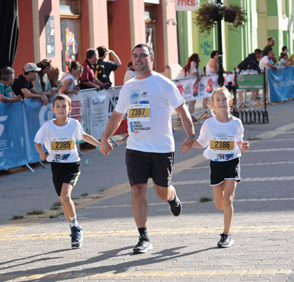 1788155295615_81vwg3hxp_polumaraton05.JPG