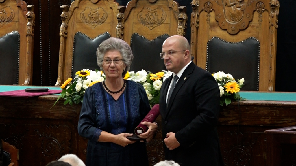 1788264007099_d2d3q8fzs_dangrada 01sept 12.jpg