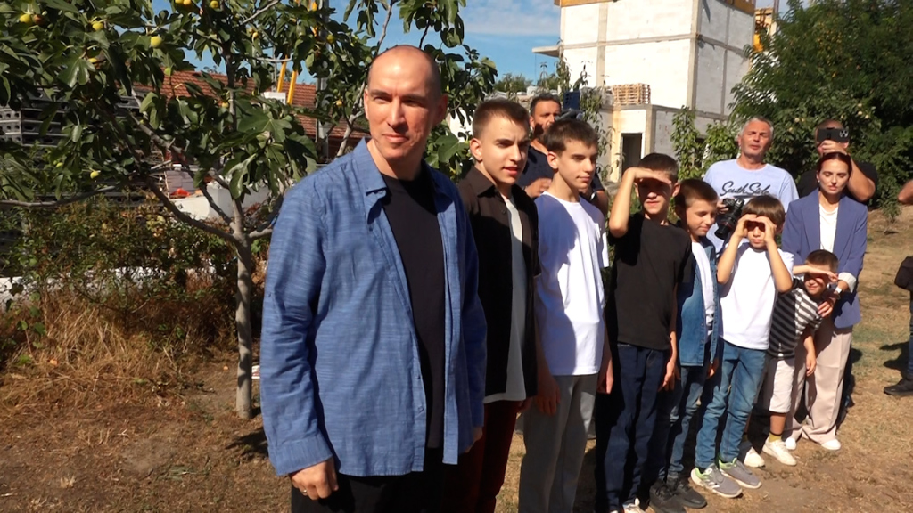 1788521836304_3f2zurrsl_vucic palic 04sept 04.jpg