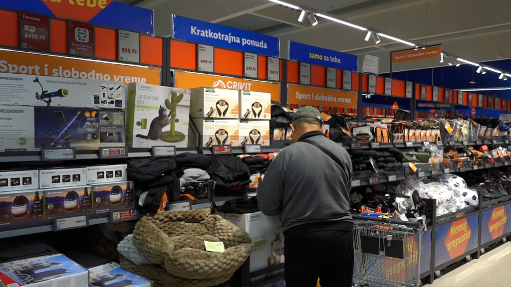 1790235834264_83xeret7m_lidl 24sept 10.jpg