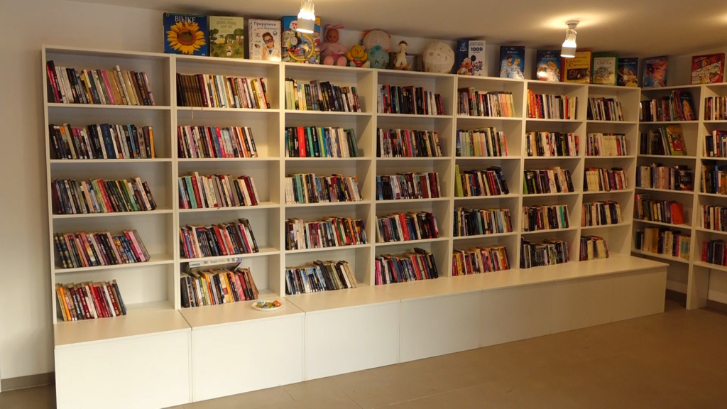 1784286287746_szo8gr839_Biblioteka NS 02.jpg